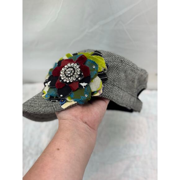 Women’s flower Bling hat with hook/loop back - Picture 2 of 6